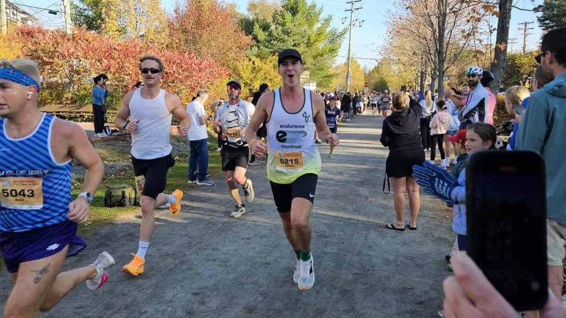 Parce que ça m'amuse de courir et que je m'améliore parce que je m'amuse.