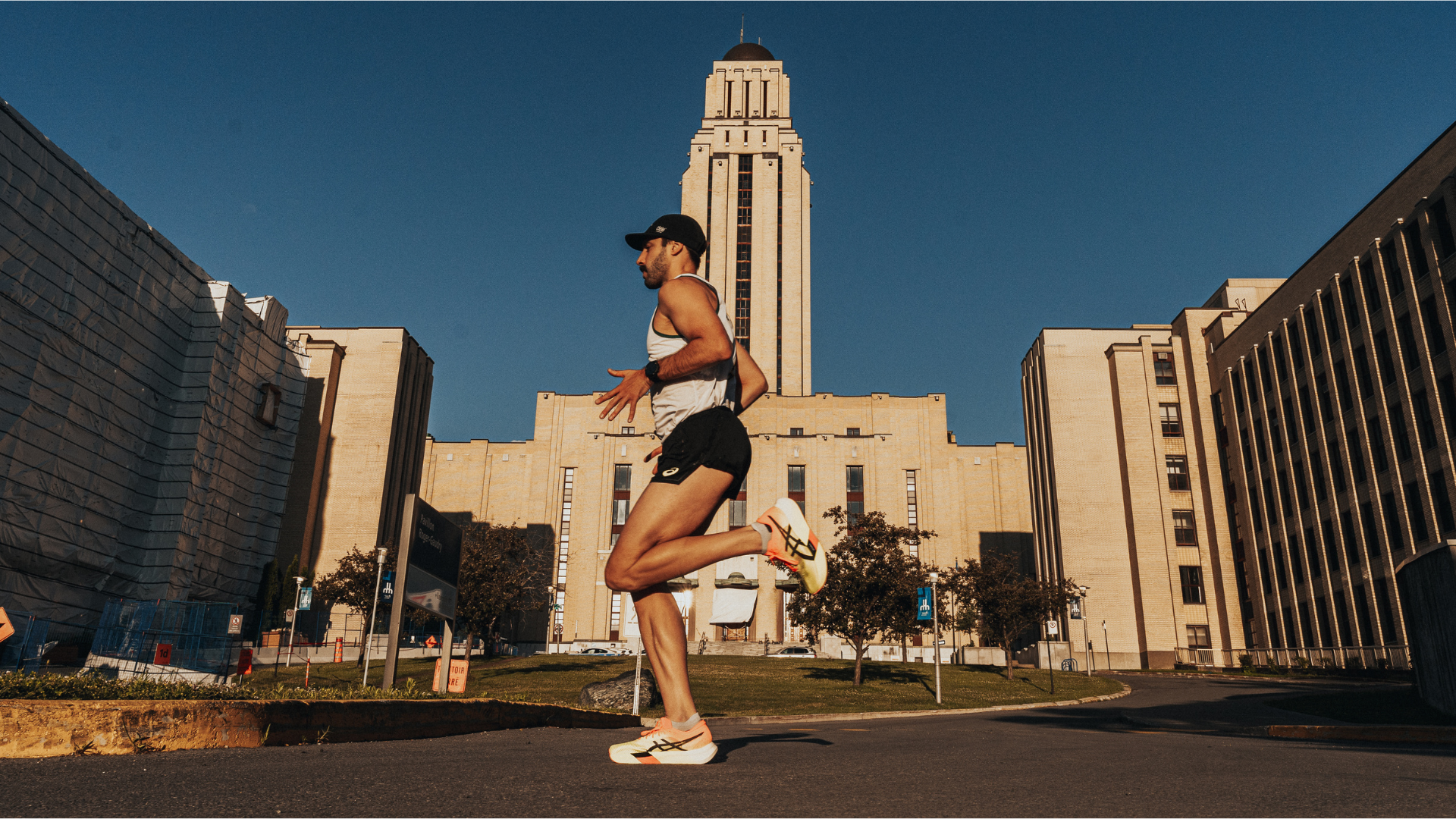 Comment Bien Gérer Son Hydratation et Sa Nutrition Pendant un Marathon ?