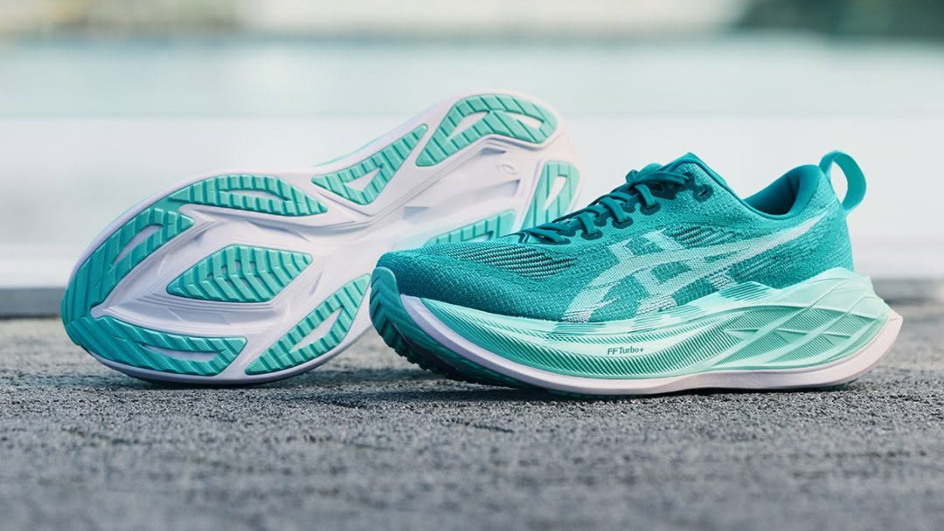 Pourquoi le Superblast 2 d'ASICS est tant adoré des coureurs?