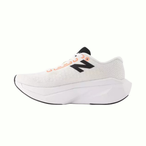 新品　FuelCell SuperComp Trainer v3 LB4 New Balance FuelCell SuperComp Trainer v3 Review | Running